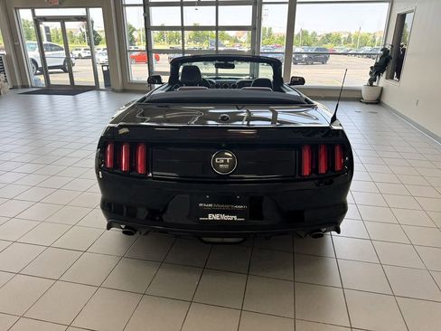 Used 2017 Ford Mustang GT Premium image 7