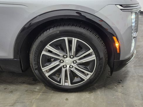 Used 2024 Cadillac Lyriq Luxury w/ LPO, Floor Liner Package image 15