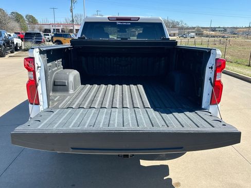 Used 2024 Chevrolet Silverado 1500 LTZ image 24