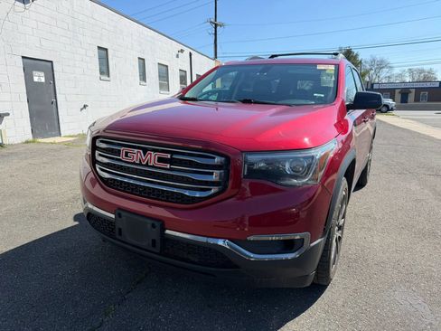 Used 2019 GMC Acadia SLT AWD/4WD image 3