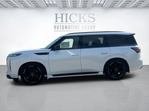 New 2026 INFINITI QX80 4WD w/ Sport Exterior Package image 8