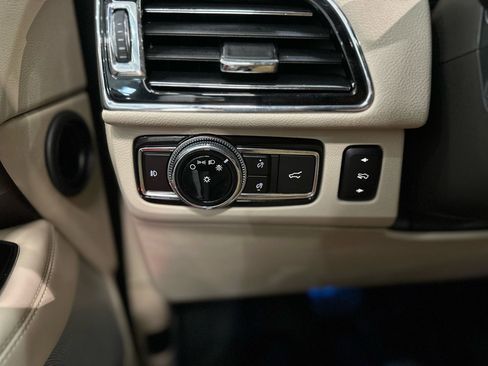 Used 2021 Lincoln Navigator L Reserve w/ Luxury Package image 32