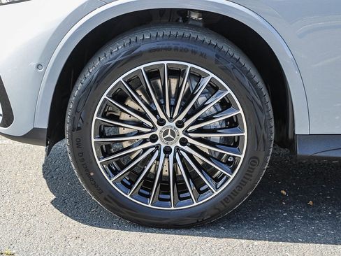 New 2026 Mercedes-Benz GLC 300 GLC 300 image 9