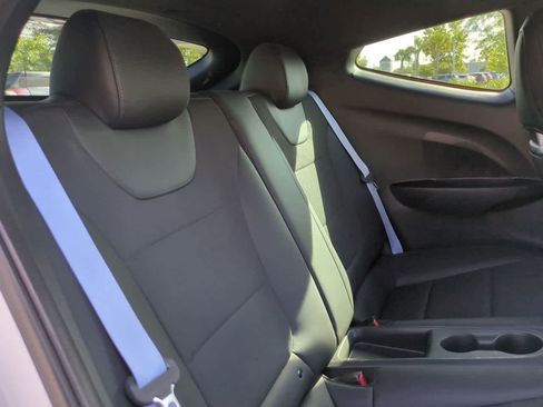 Used 2022 Hyundai Veloster N FWD image 13