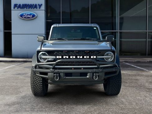 Used 2024 Ford Bronco Wildtrak image 3
