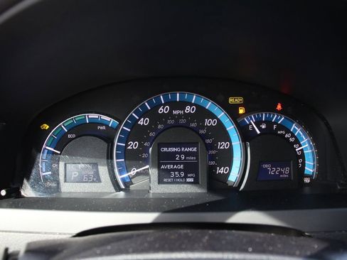 Used 2014 Toyota Camry XLE w/ Leather Package FWD image 27