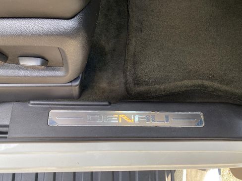 Used 2014 GMC Sierra 1500 Denali image 42