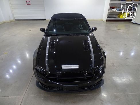 Used 2014 Ford Mustang GT Premium w/ Equipment Group 402A image 24