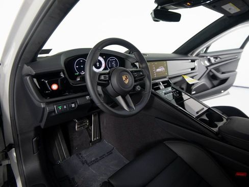 New 2026 Porsche Panamera GTS image 15