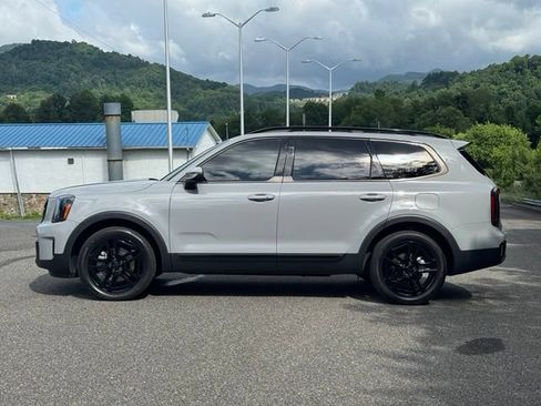 Used 2025 Kia Telluride EX X-Line AWD/4WD image 4