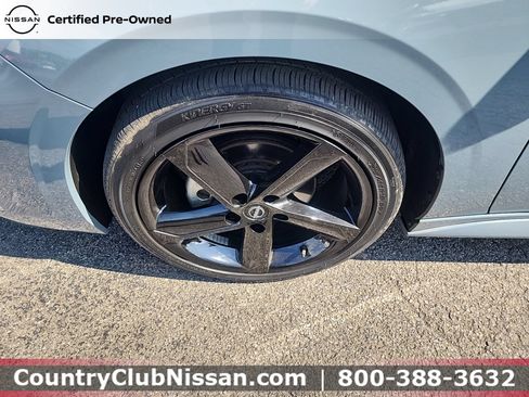 Certified 2024 Nissan Sentra SR w/ SR Premium Package FWD image 33