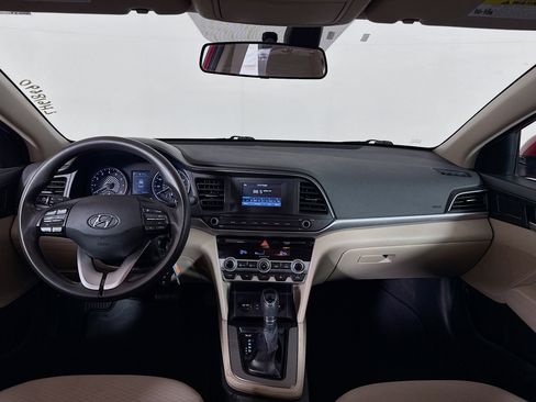 Used 2020 Hyundai Elantra SE image 21