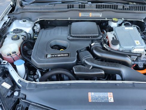 Used 2019 Ford Fusion Titanium FWD image 39