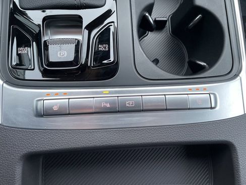 New 2026 Kia Carnival EX image 21