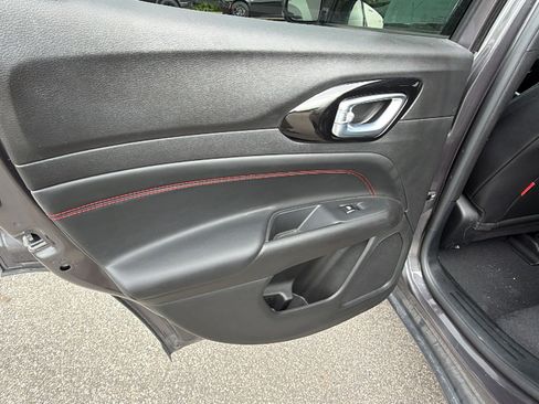 Used 2024 Jeep Compass Trailhawk AWD/4WD image 22