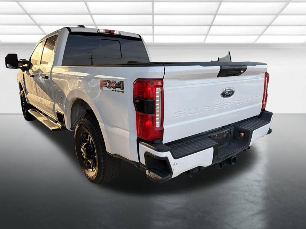 Used 2024 Ford F250 XL w/ STX Appearance Package AWD/4WD image 4