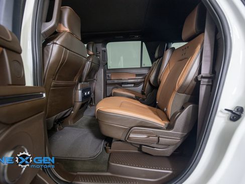 Used 2024 Ford Expedition Max King Ranch AWD/4WD image 29