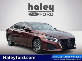 Used 2023 Nissan Altima 2.5 SV video 1