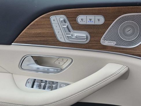 Certified 2025 Mercedes-Benz GLS 450 4MATIC image 20