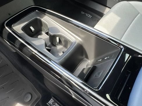 Certified 2023 Volkswagen ID.4 Pro S Plus AWD/4WD image 25