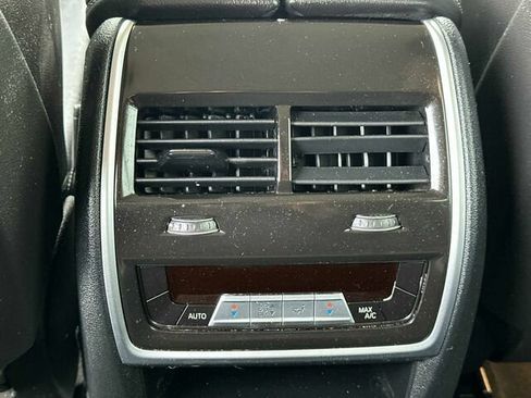 Used 2022 BMW X7 xDrive40i AWD/4WD image 15