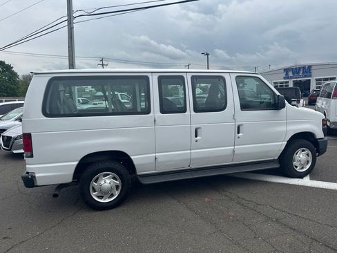 Used 2014 Ford E-350 and Econoline 350 XL w/ Power Windows & Locks Group RWD image 11