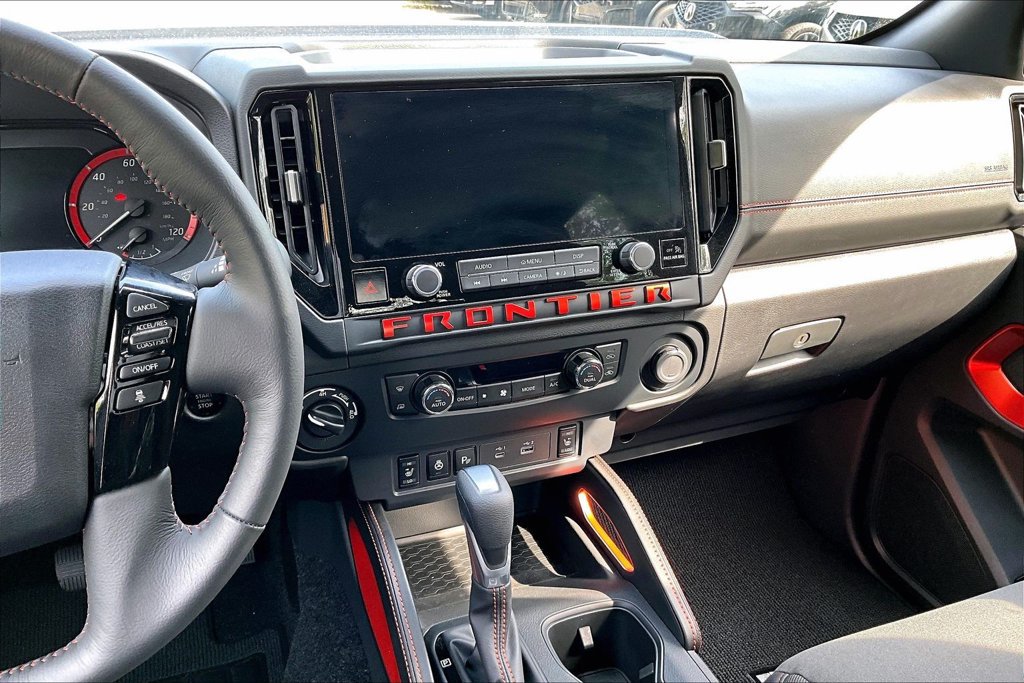 Used 2026 Nissan Frontier PRO-4X w/ Pro-4x Convenience Package AWD/4WD image 8