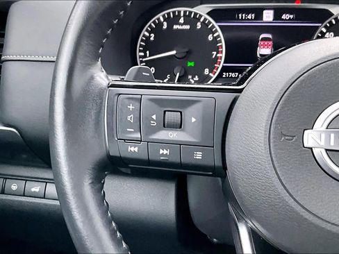 Used 2022 Nissan Pathfinder SL w/ Lighting Package (N92) image 22