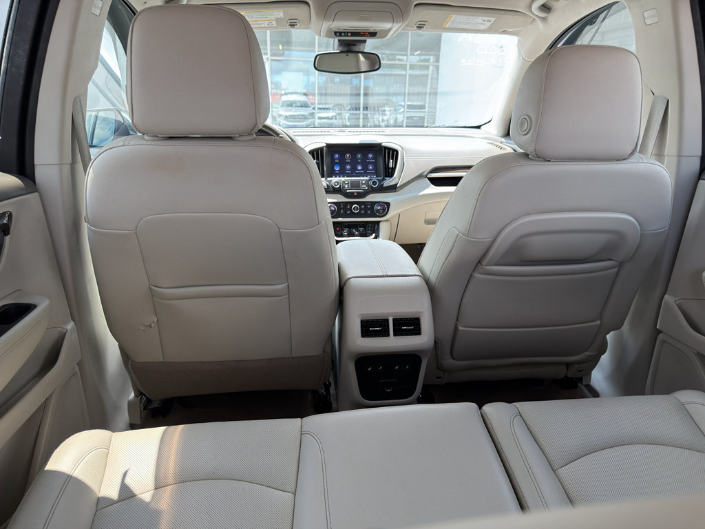 Used 2020 GMC Terrain Denali w/ Denali Premium Package FWD image 29