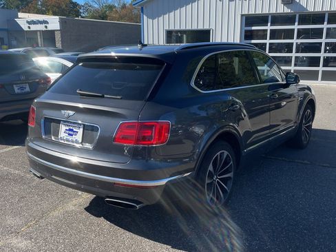 Used 2018 Bentley Bentayga W12 image 5