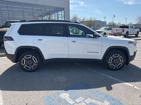 New 2026 Jeep Cherokee Limited AWD/4WD image 33