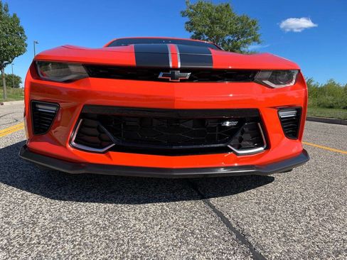 Used 2018 Chevrolet Camaro SS w/ Hot Wheels Edition image 14