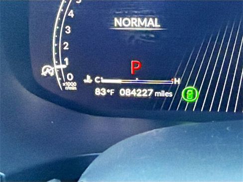 Used 2022 Acura MDX FWD w/ Technology Package image 41