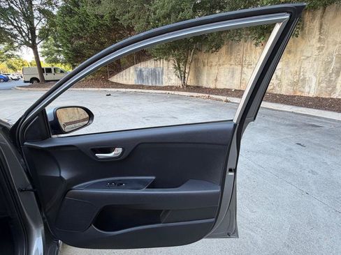 Used 2021 Kia Rio S w/ Technology Package FWD image 15