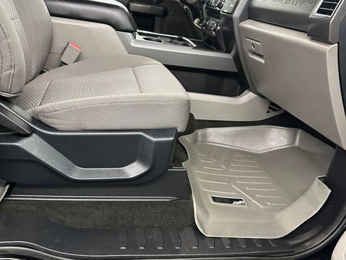 Used 2017 Ford F250 XLT w/ XLT Value Package AWD/4WD image 34