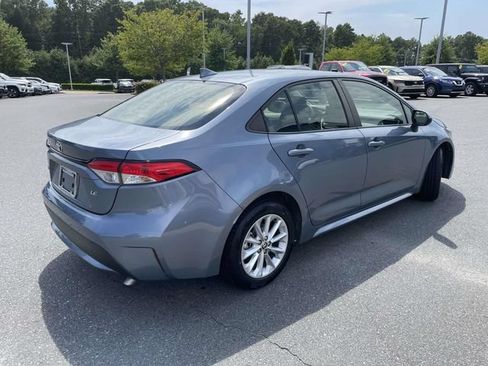 Used 2022 Toyota Corolla LE w/ LE Convenience Package FWD image 10