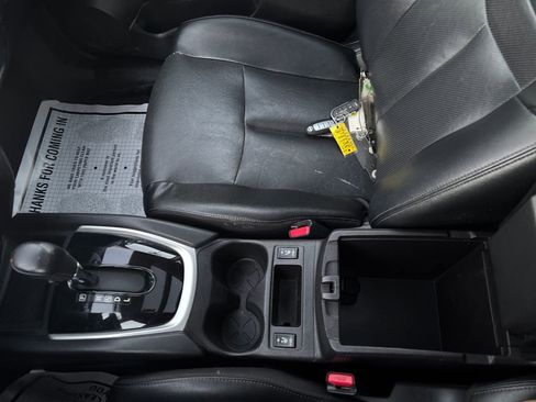 Used 2015 Nissan Rogue SL w/ SL Premium Package image 27