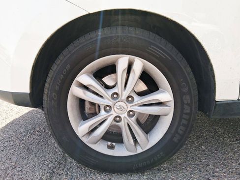 Used 2013 Hyundai Tucson GLS AWD/4WD image 32