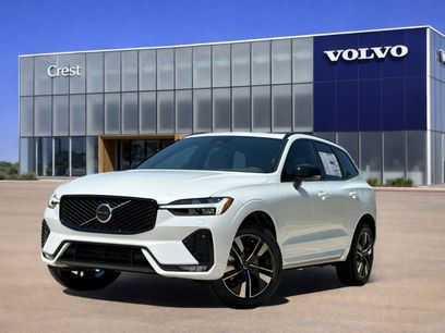 New 2026 Volvo XC60 B5 Core w/ Protection Package Premier