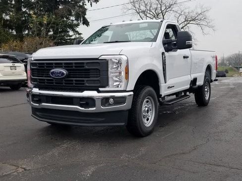 New 2026 Ford F250 XL w/ XL Chrome Package image 7