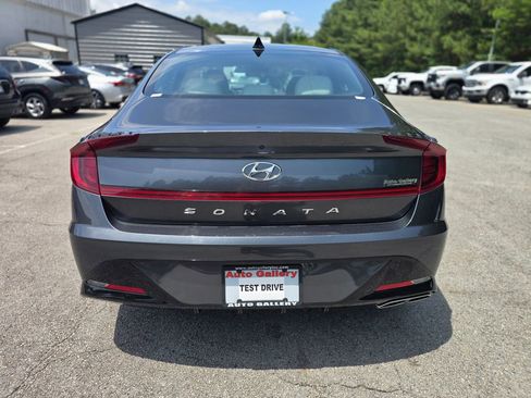 Used 2023 Hyundai Sonata SEL FWD image 6
