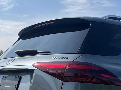 Certified 2025 Mercedes-Benz GLE 450e 4MATIC image 19