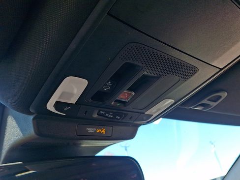 Used 2023 Honda Accord Sport image 30