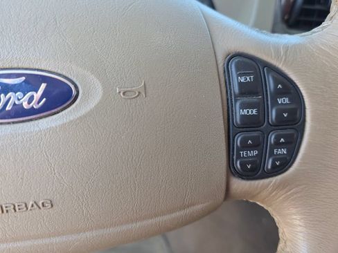 Used 2005 Ford F350 4x4 Crew Cab DRW Super Duty image 15