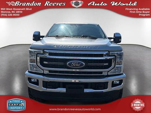 Used 2020 Ford F250 Lariat w/ Lariat Ultimate Package AWD/4WD image 2