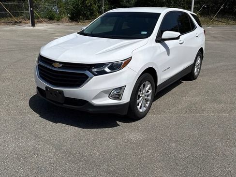 Used 2020 Chevrolet Equinox LT FWD image 2