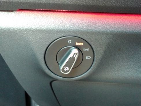 Used 2023 Volkswagen Jetta GLI Autobahn FWD image 36
