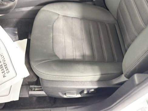 Used 2020 Ford Fusion SE AWD/4WD image 19