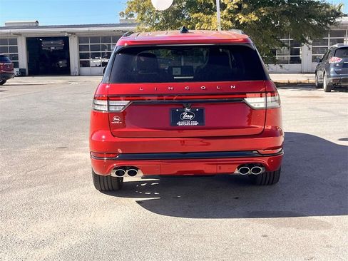New 2026 Lincoln Aviator Reserve image 4
