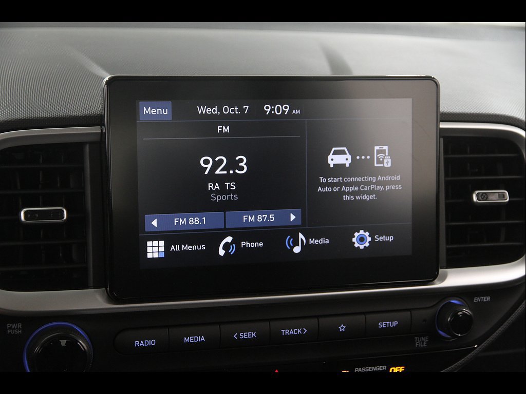 Certified 2026 Hyundai Venue SEL FWD image 10